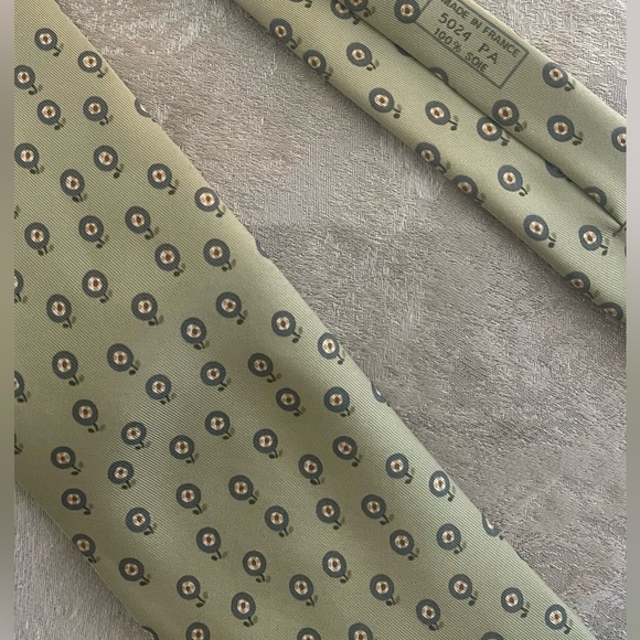 Hermes Paris 5024 PA 100% silk tie - Picture 2 of 4